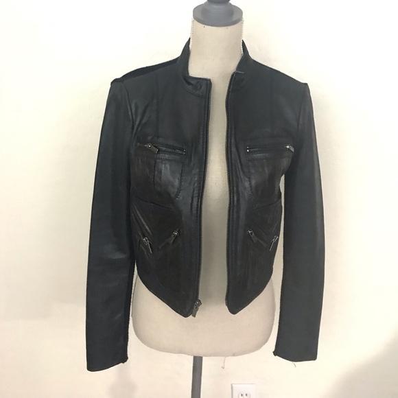 BCBGMAXAZRIA Women's Leather Bomber Jacket Sz XS - Picture 4 of 8